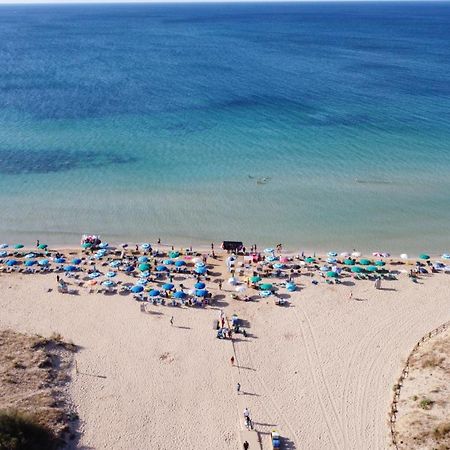 Hotel Salento Gold Beach Марина ди Песколусе Екстериор снимка