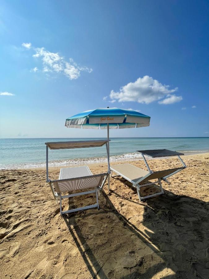 Hotel Salento Gold Beach Марина ди Песколусе Екстериор снимка